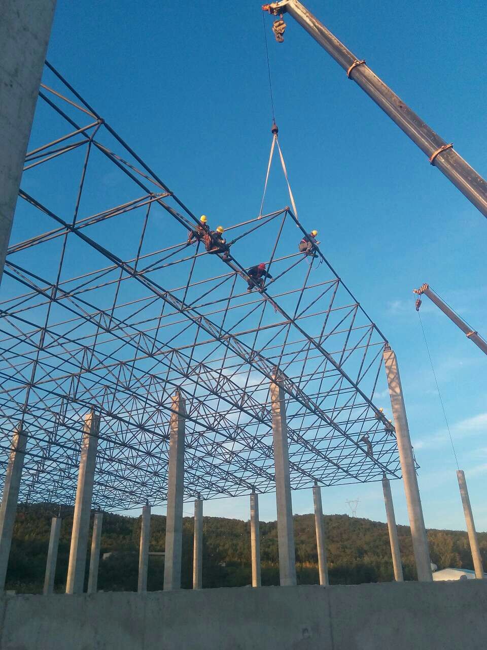 株洲汪清物流园网架